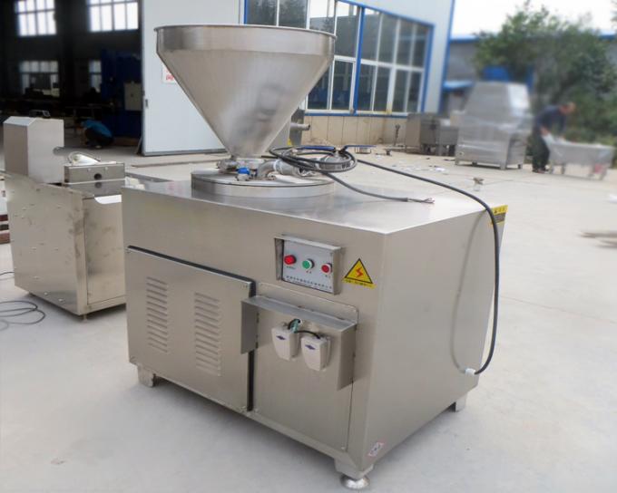 Handelshühnerwurst, die Maschinen-Wurst-Material-Füllmaschine herstellt