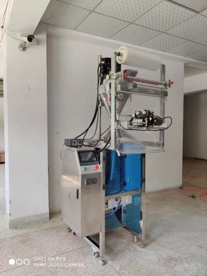 72 Taschen-Min Automatic Food Packing Machine-Korn-Körnchen-Verpackungsmaschine