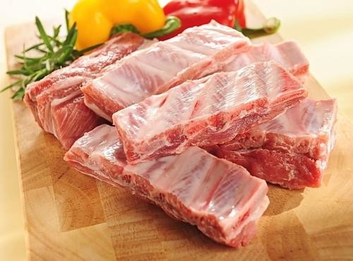 Gewürfeltes Fleisch, welches das Maschinen-Schwein-Huf-Lamm-Rindfleisch hackt Maschine hackt