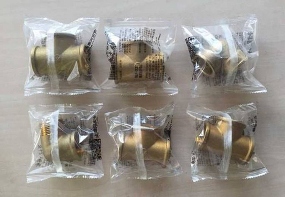 Automatische Tasche der Kissen-Schokoladen-Kuchen-Verpackungsmaschine-230/Minuten-Geschwindigkeit