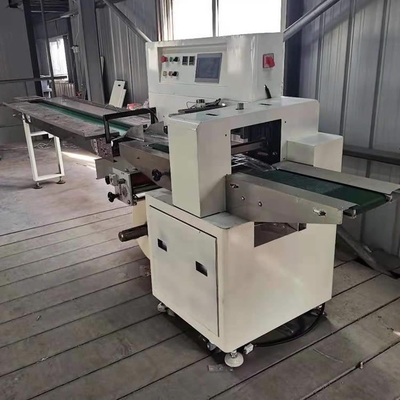 Intelligente volle automatische Kissen-Verpackungsmaschine LCD zeigen PLC-Steuerung an