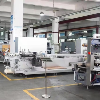 Intelligente volle automatische Kissen-Verpackungsmaschine LCD zeigen PLC-Steuerung an